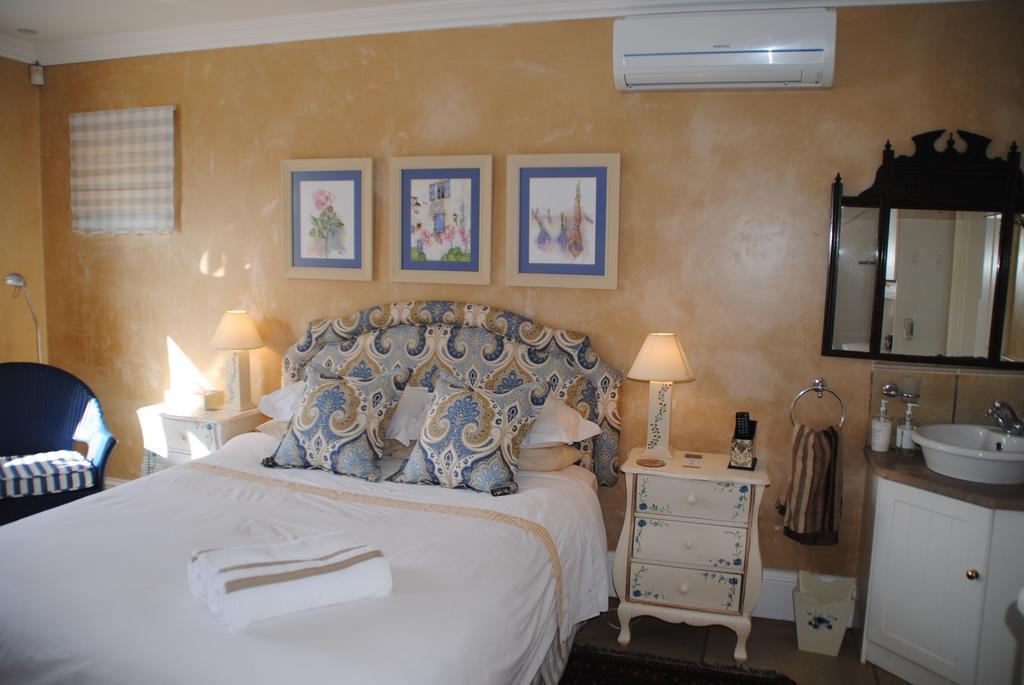 38 Crab Claw Hotel Knysna Room photo